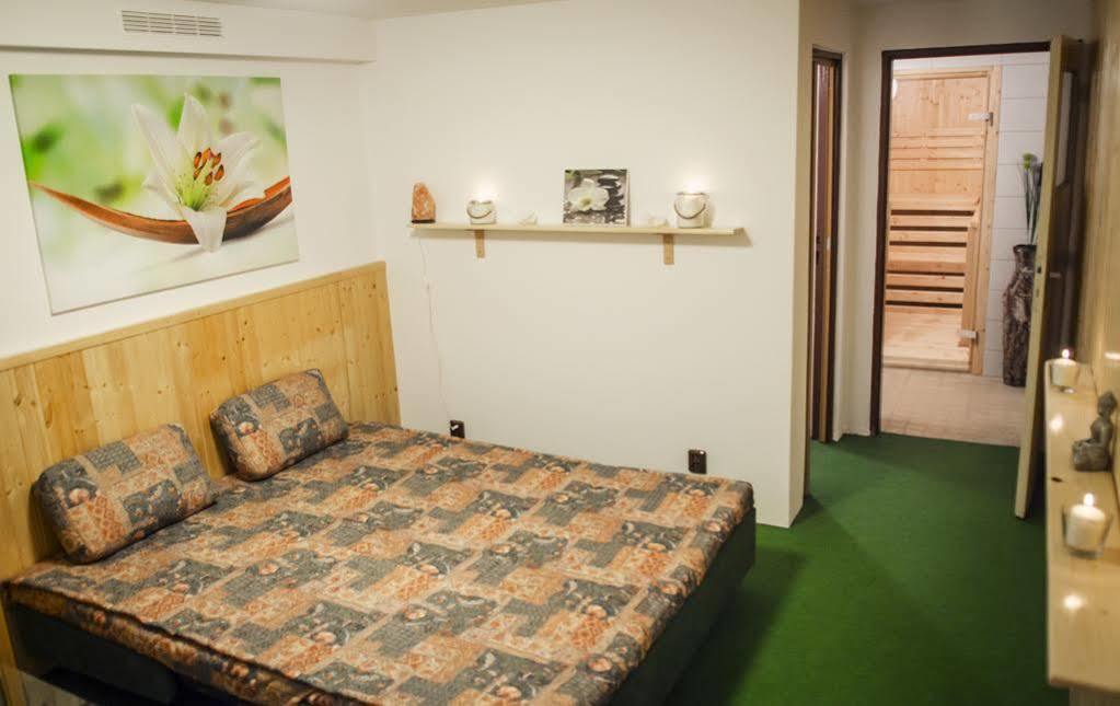 Villa Betty Прага Екстериор снимка